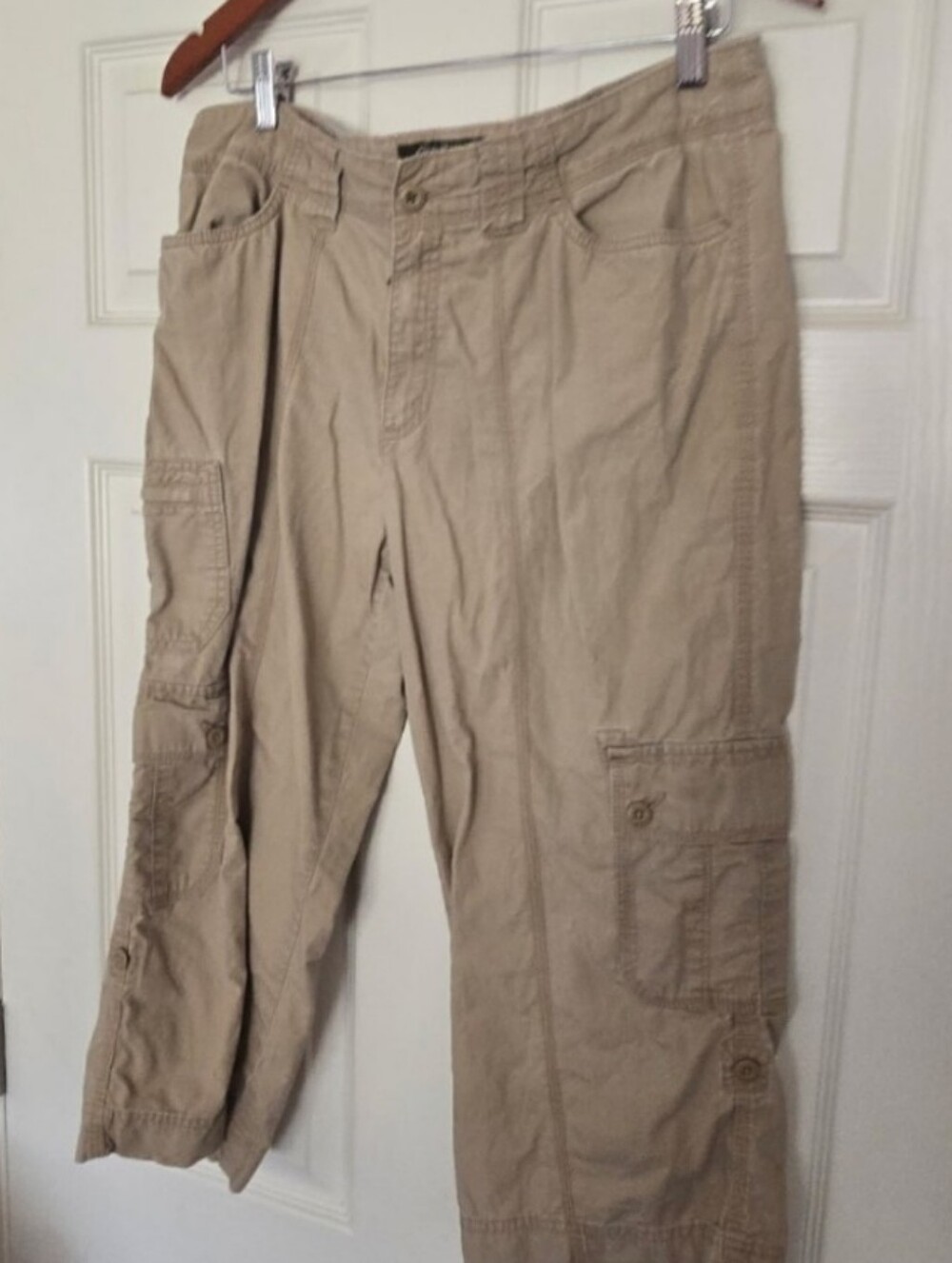 Eddie Bauer Womens Tan Capri Cargo Pants, Size 12 Organic Cotton OUTDOOR HIKING